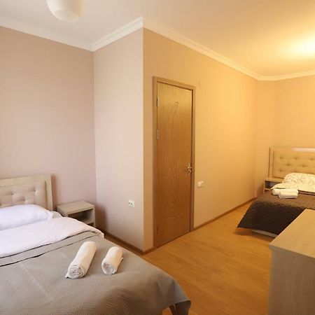 Hotel Hollywood Kutaisi Dış mekan fotoğraf