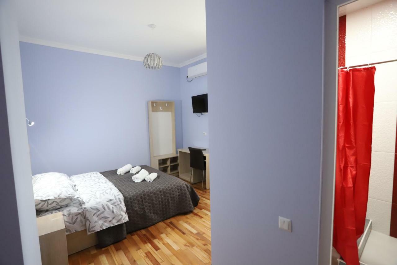 Hotel Hollywood Kutaisi Dış mekan fotoğraf