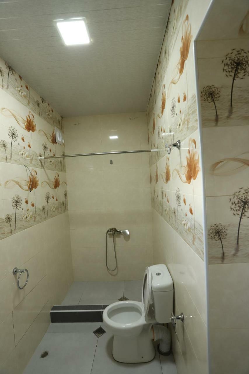 Hotel Hollywood Kutaisi Dış mekan fotoğraf