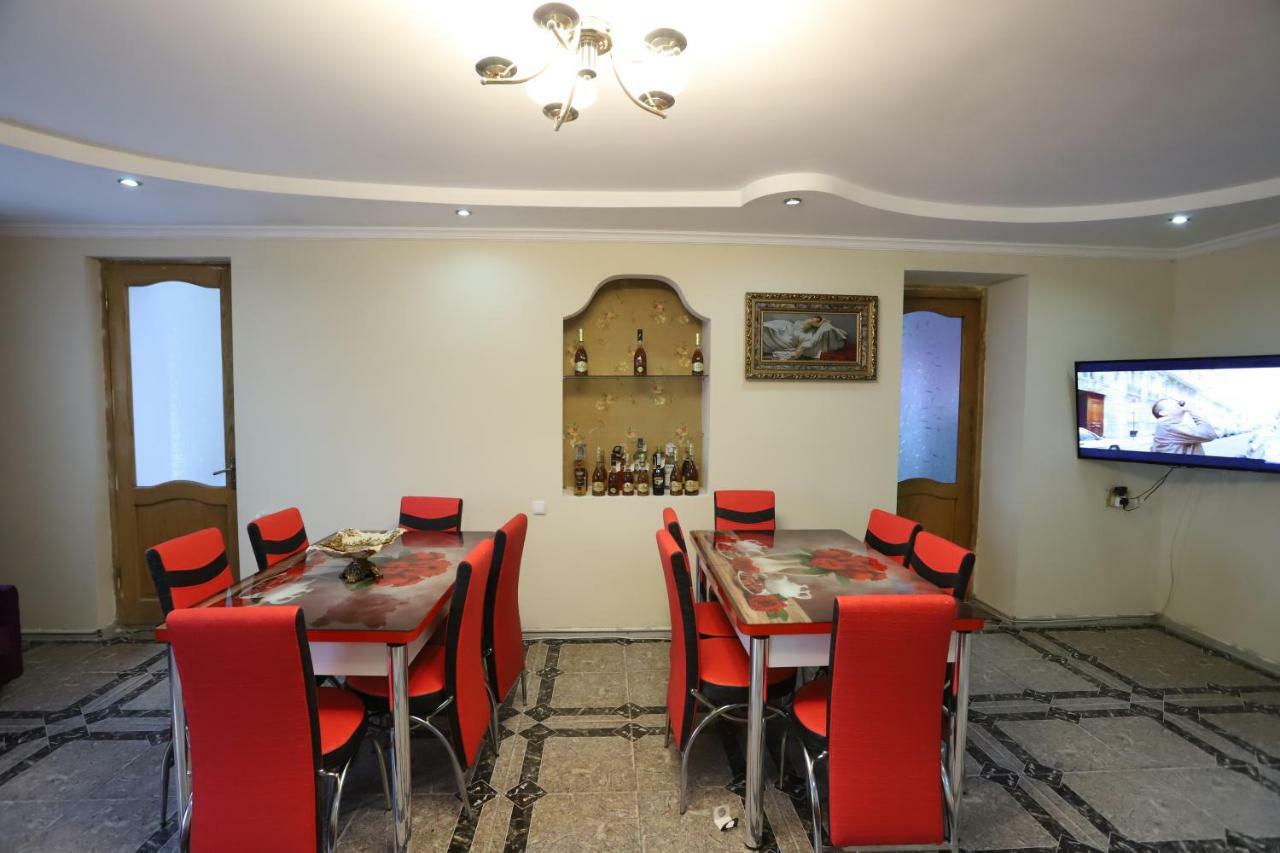 Hotel Hollywood Kutaisi Dış mekan fotoğraf