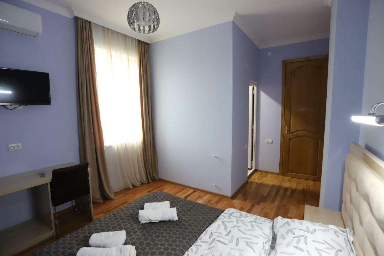 Hotel Hollywood Kutaisi Dış mekan fotoğraf